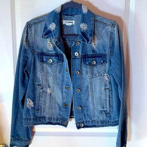 Never worn, size M denim distressed jacket